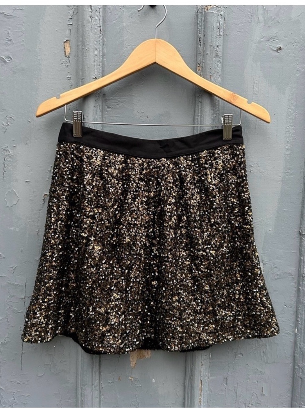 Club Monaco Sequin Metallic Jodie skirt, BNWT, size 8